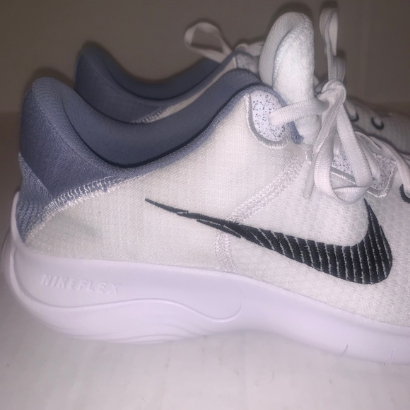 Nike Flex Experience RN 11 NN 4E Extra Wide White/Black DH5753-100 - Picture 4 of 7